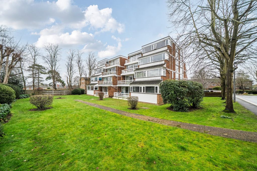 Property photo 3 of 11 Picture No. 02