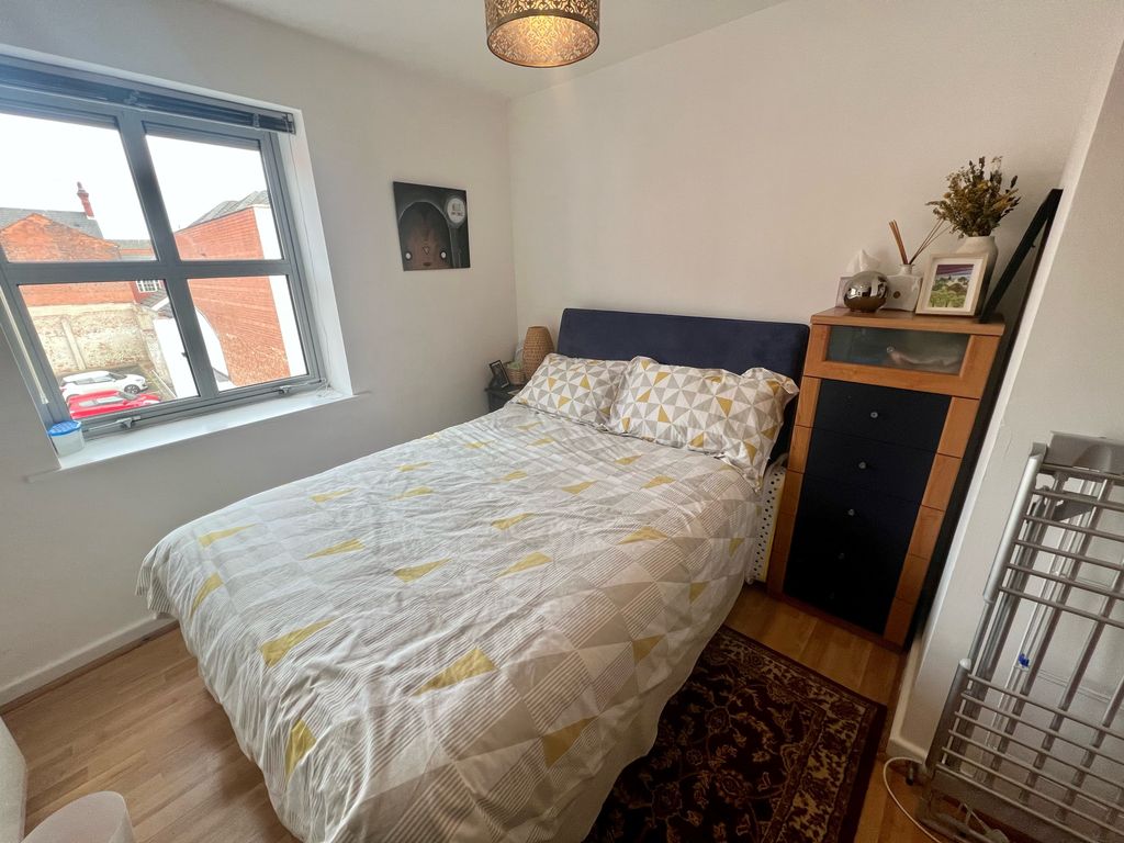 Property photo 3 of 7
