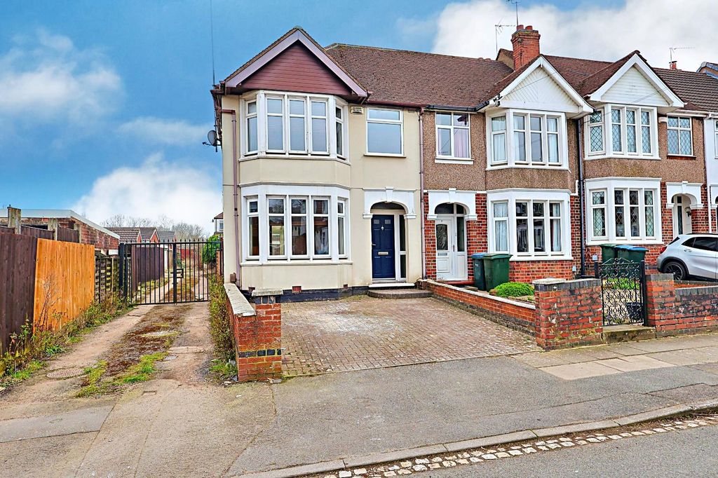 Property photo 1 of 12 Front