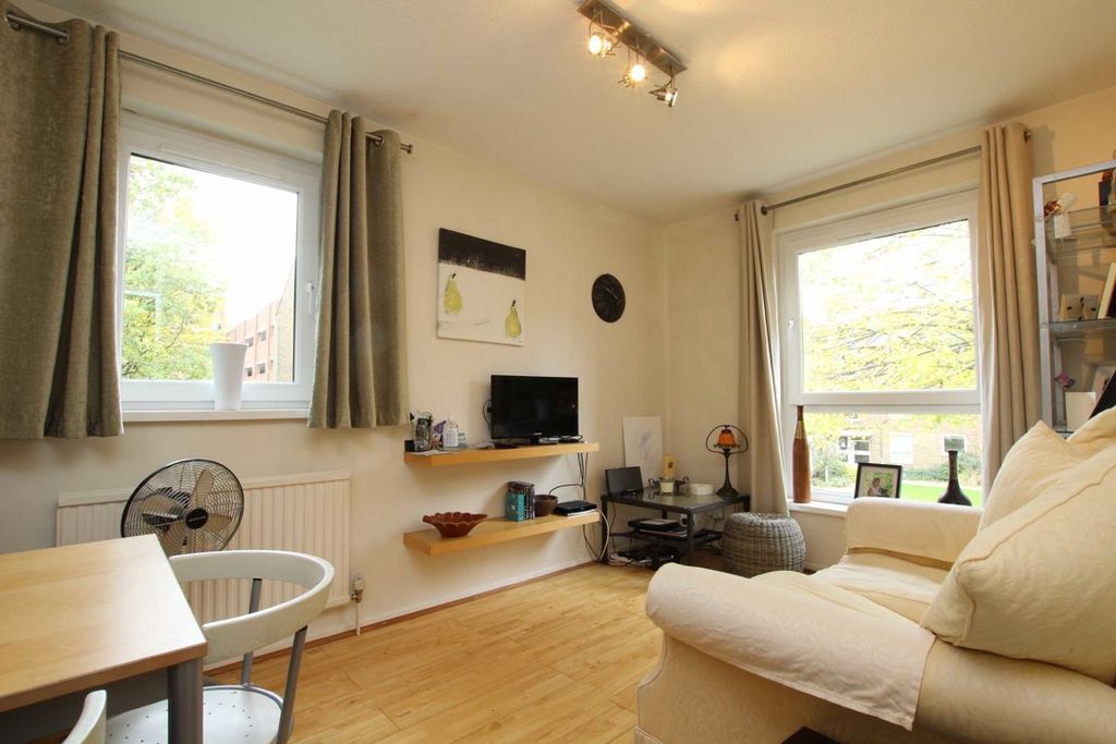 Property photo 2 of 4