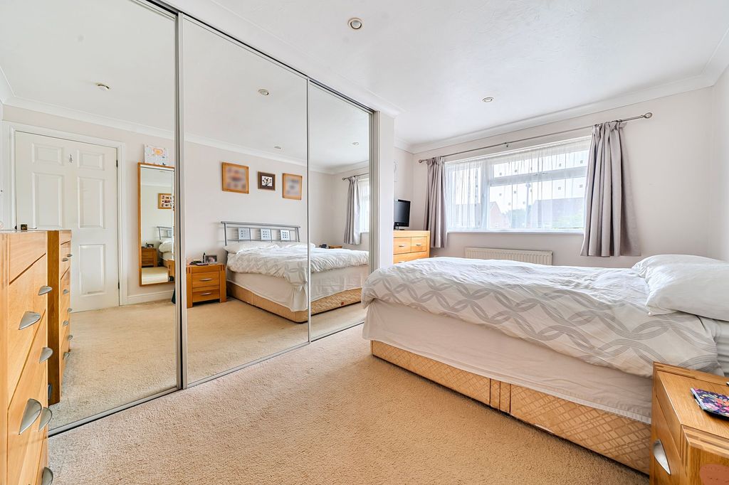 Additional image 11 of 3 bed semi-detached house for saleWestmorland Drive, Felpham, Bognor Regis PO22