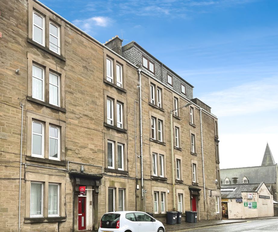 Property photo 1 of 6