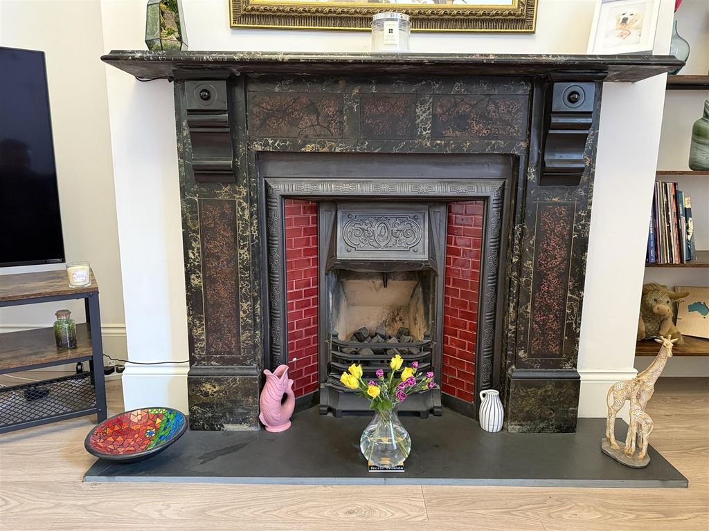 Property photo 3 of 10 Grey Street Fireplace.Jpg