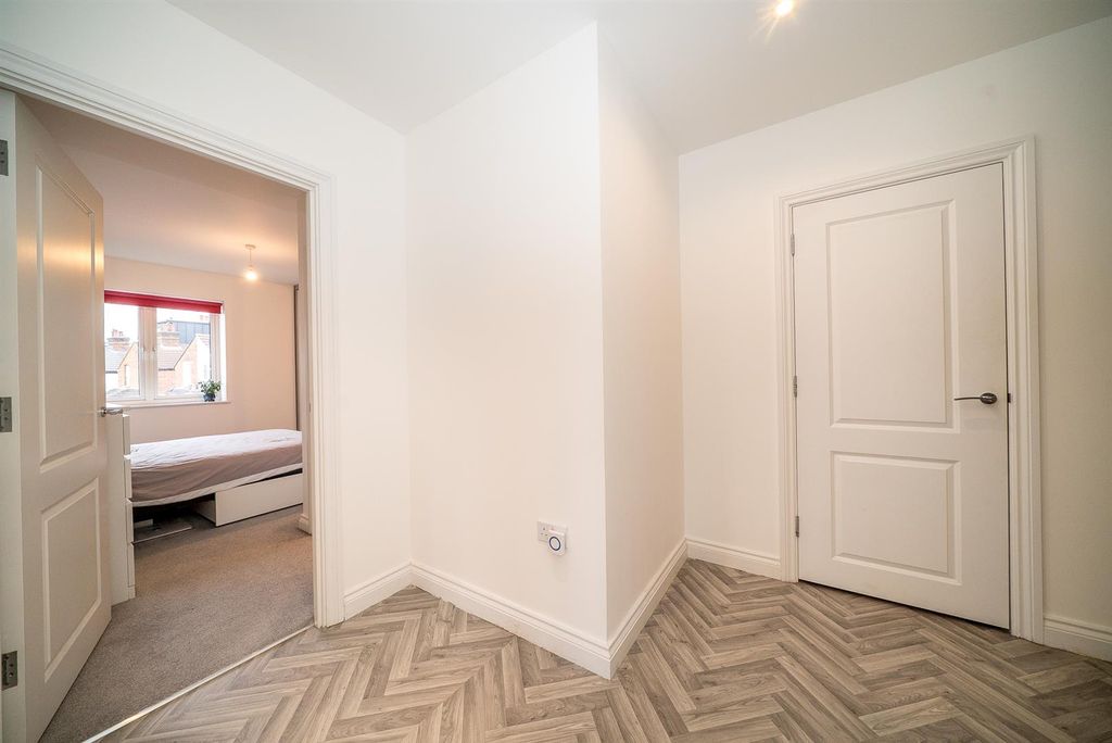 Property photo 3 of 15 Hallway