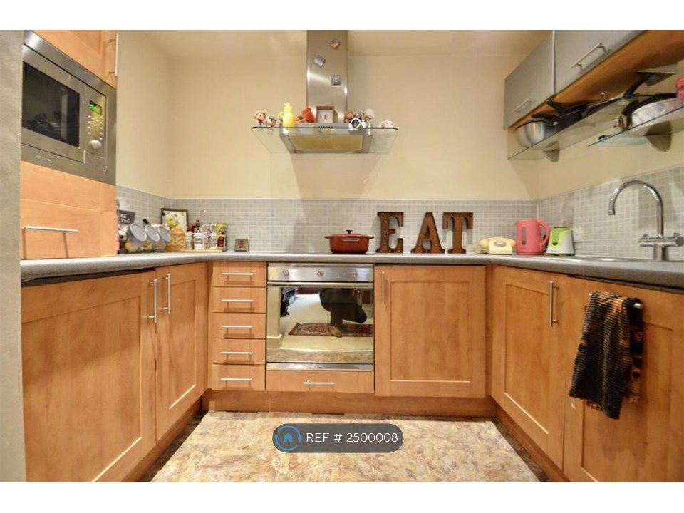 Property photo 3 of 6