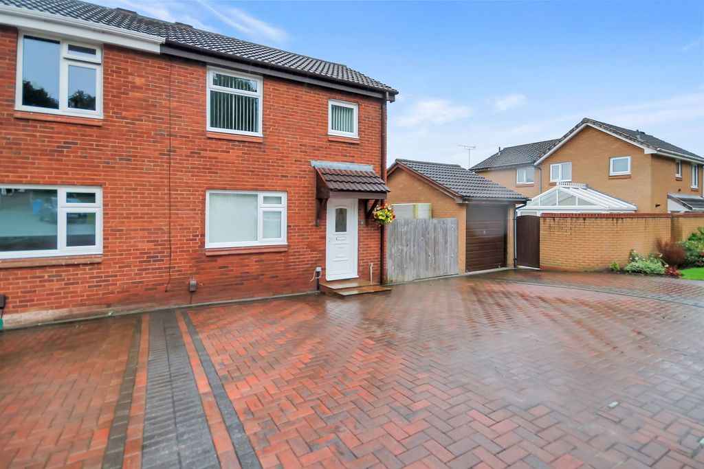 Property photo 1 of 13