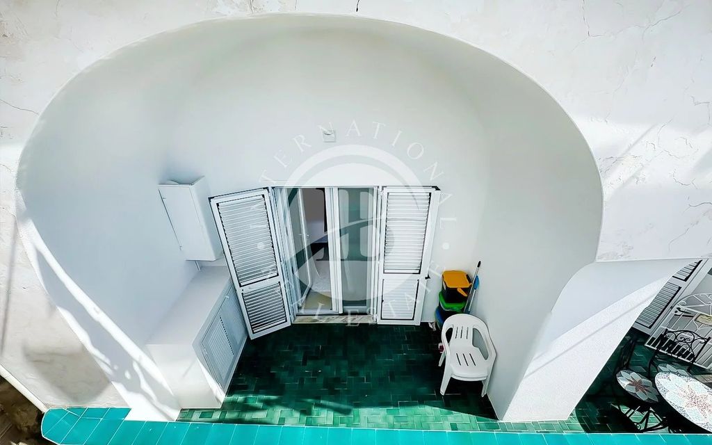 Property photo 3 of 23