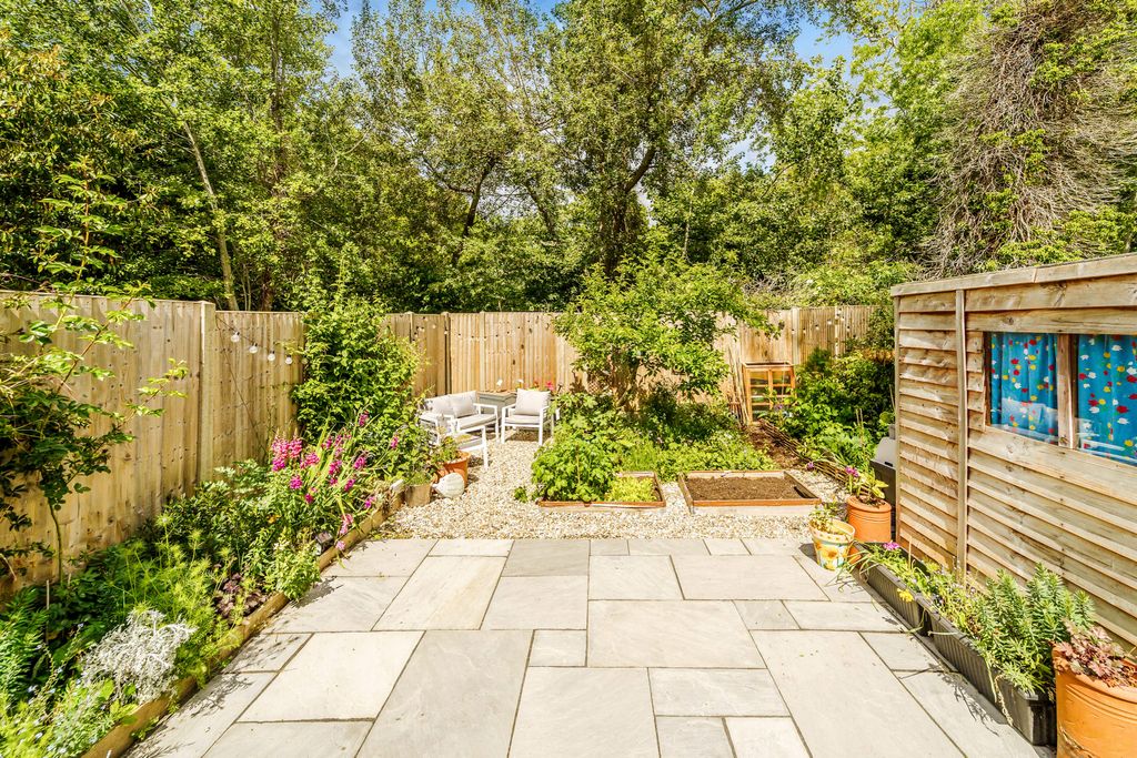 Property photo 3 of 17 Picture No. 05