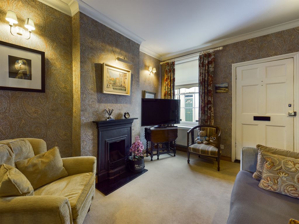 Property photo 2 of 13 Gallery