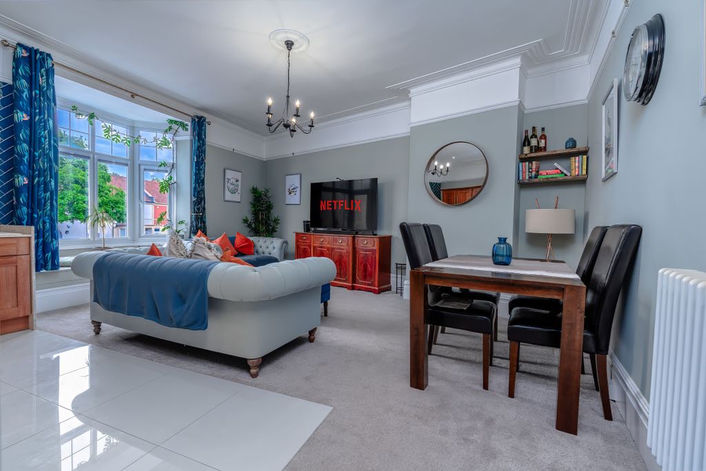 Property photo 3 of 27