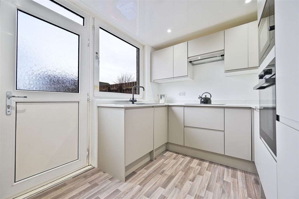 Property photo 3 of 25 3.Jpg