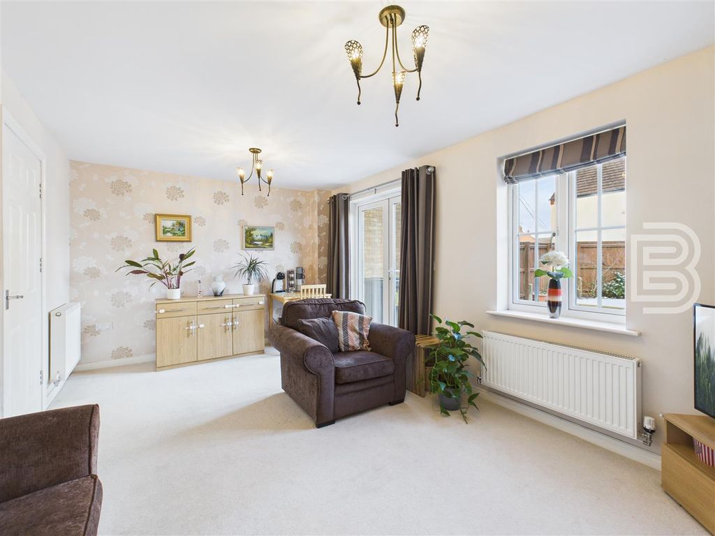 Property photo 3 of 24 Cam05587G0-Pr0090-Still014.Jpg