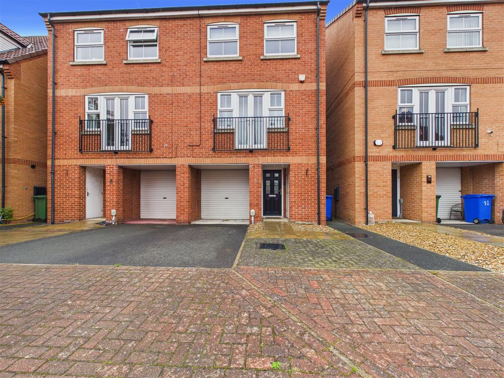 Property photo 1 of 11 Cam05193G0-Pr0210-Still003.Jpg