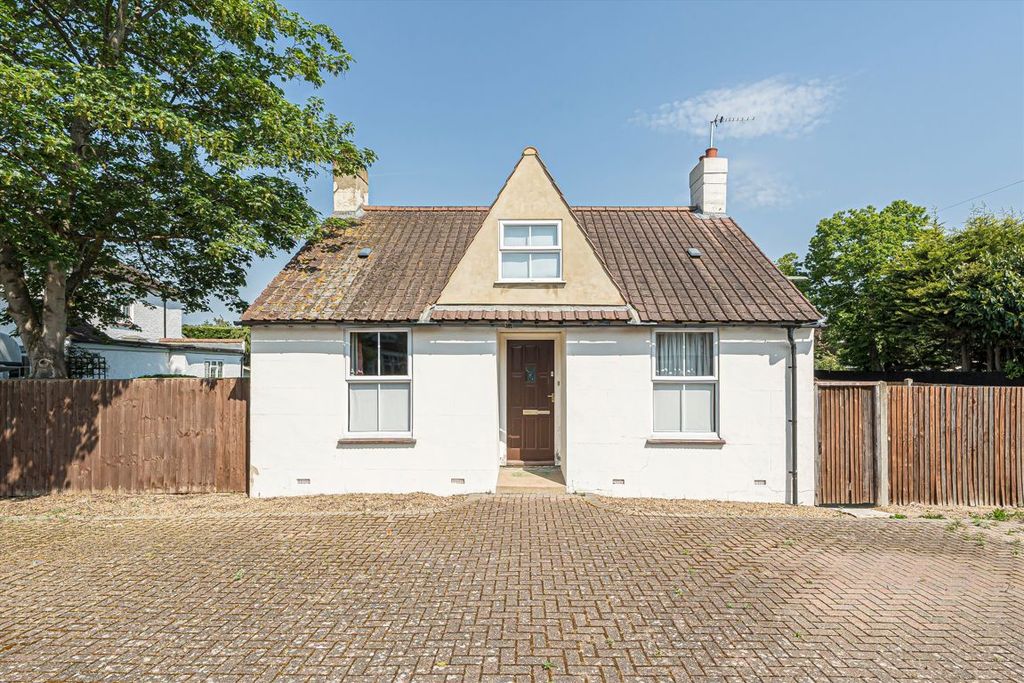 Property photo 1 of 7