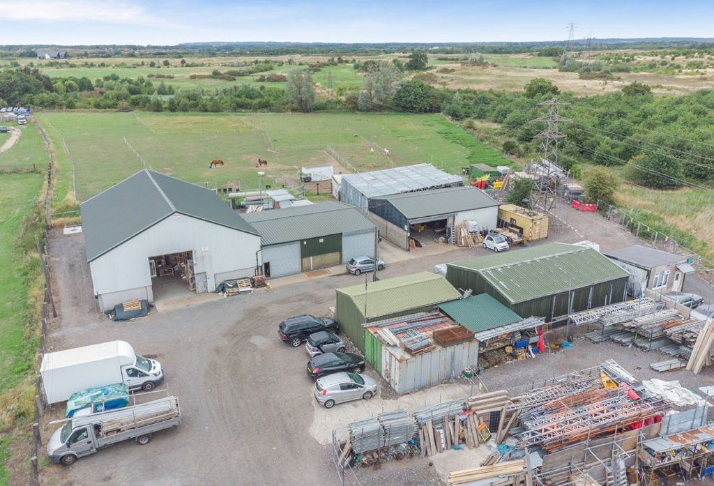 Property photo 2 of 9 Photo 2