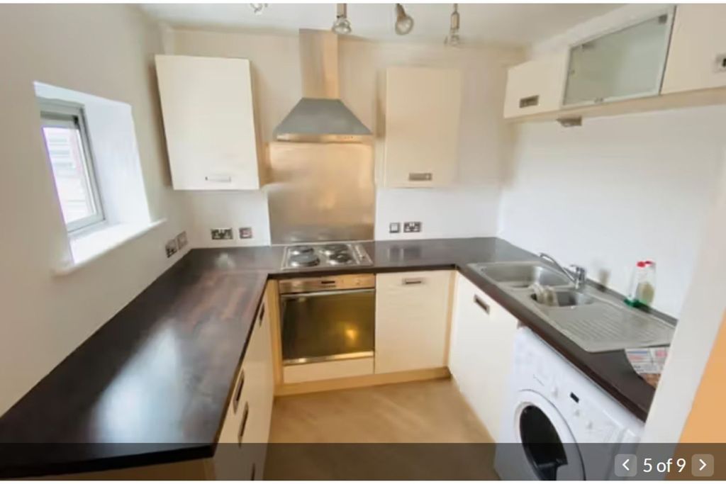 Property photo 3 of 9