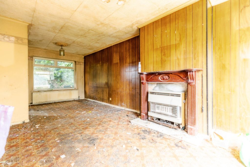 Property photo 2 of 7 Pbox-Img.Jpg