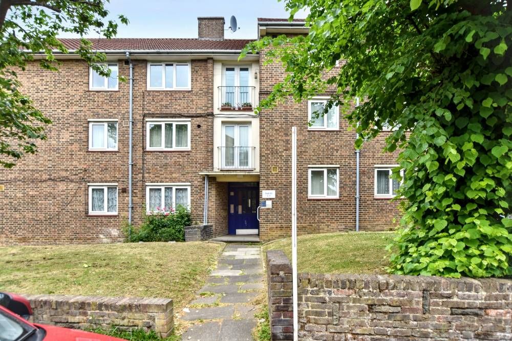 Property photo 1 of 18