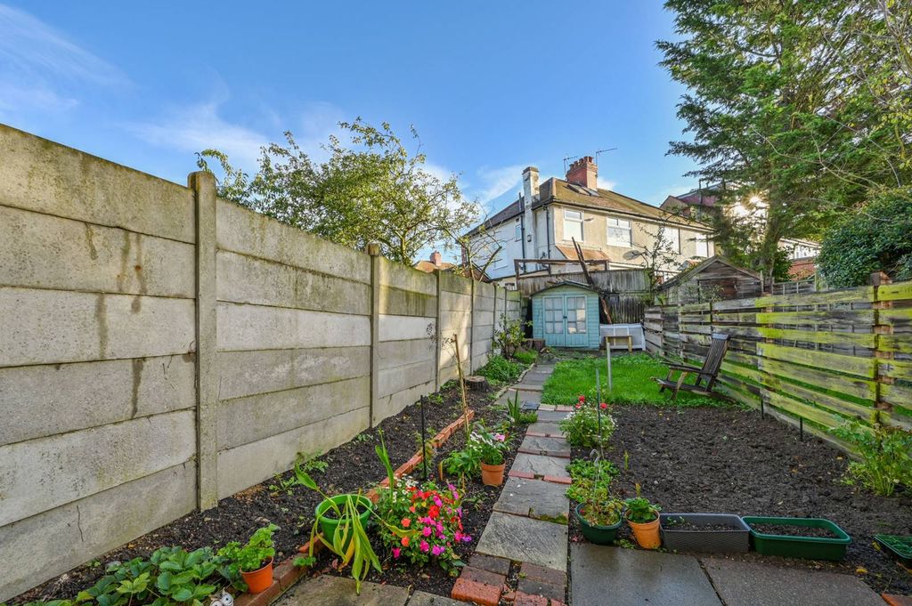 Property photo 3 of 5
