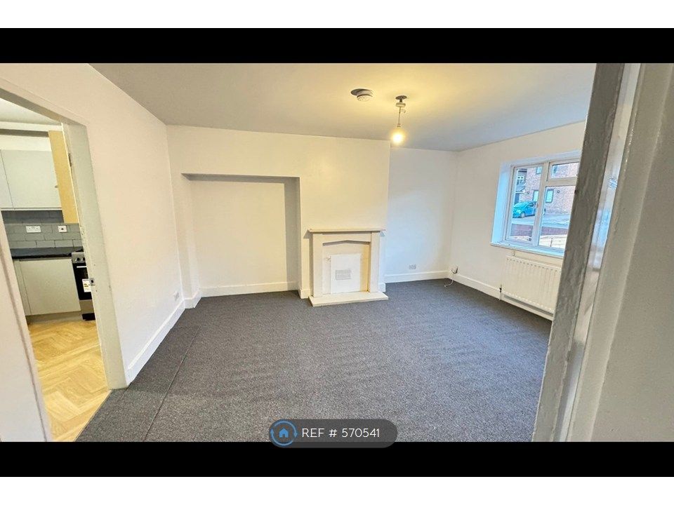 Property photo 3 of 19