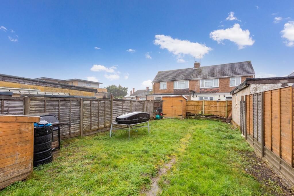 Property photo 3 of 12