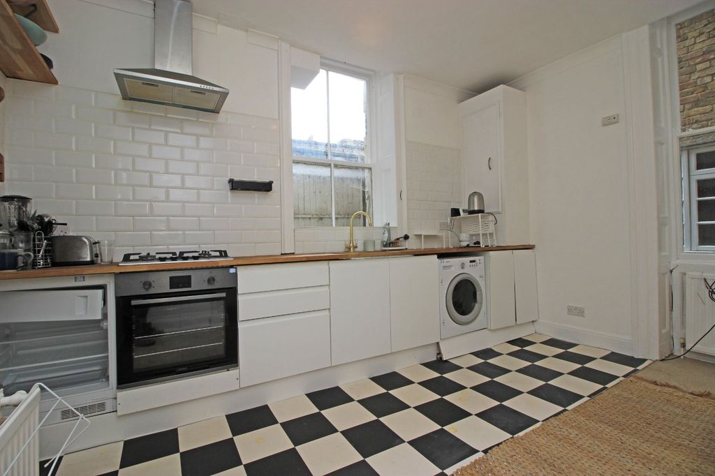 Property photo 2 of 10 Picture No. 38