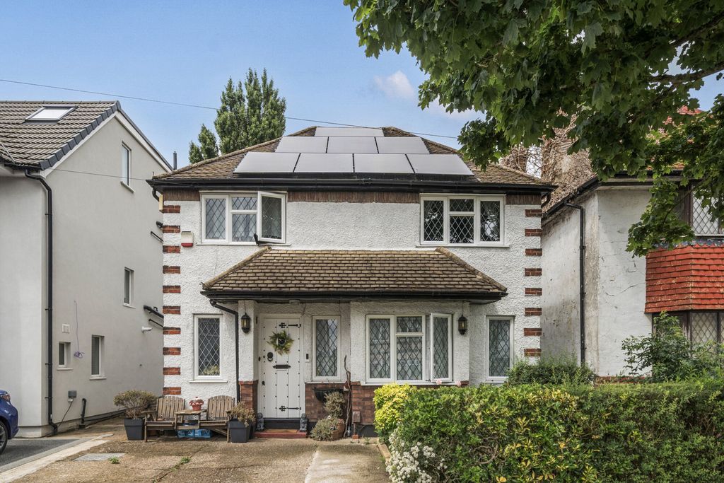 Property photo 1 of 19 1318610-19-68652E...