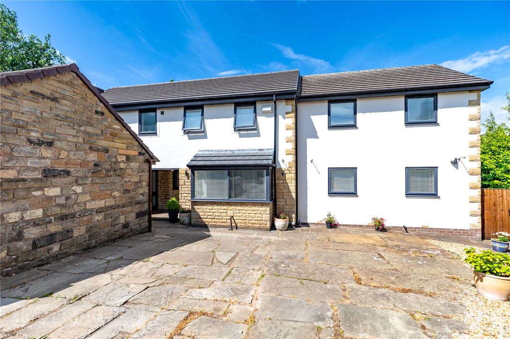 Property photo 1 of 40 Large Stone Drive
