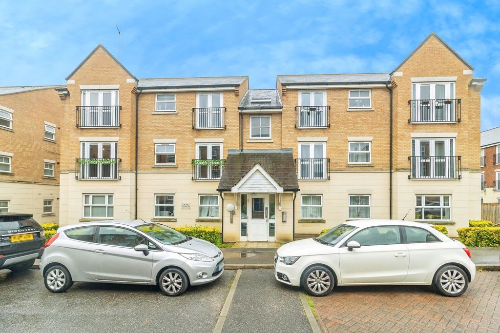 Property photo 1 of 9 Photo