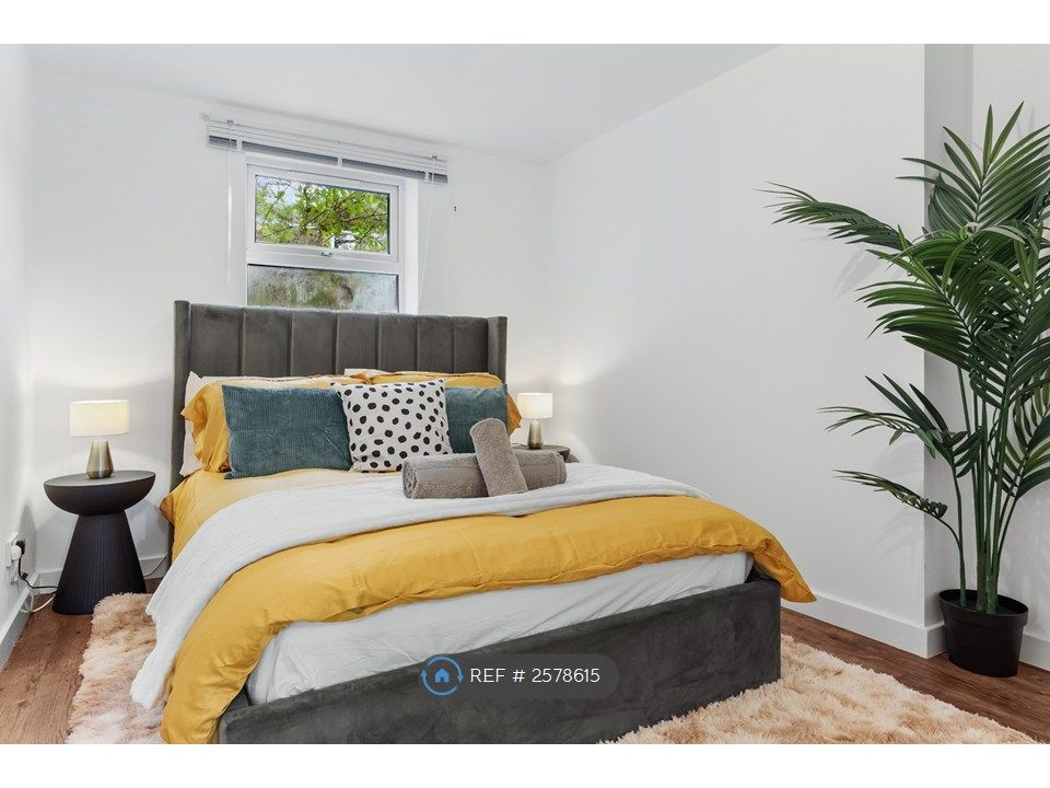 Property photo 2 of 6 1 Bedroom