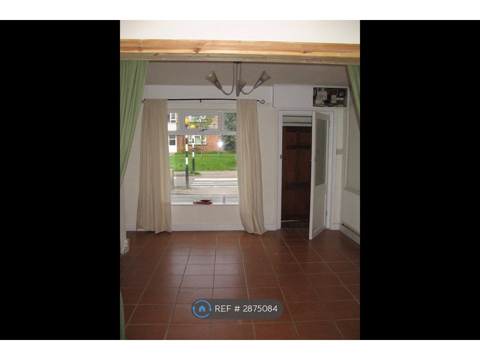 Property photo 3 of 8 Sitting/Dining Room