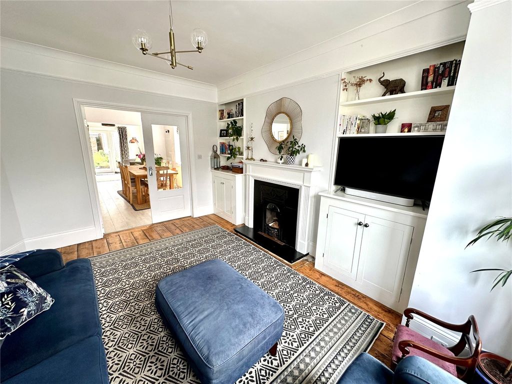 Property photo 2 of 13 Picture No. 11