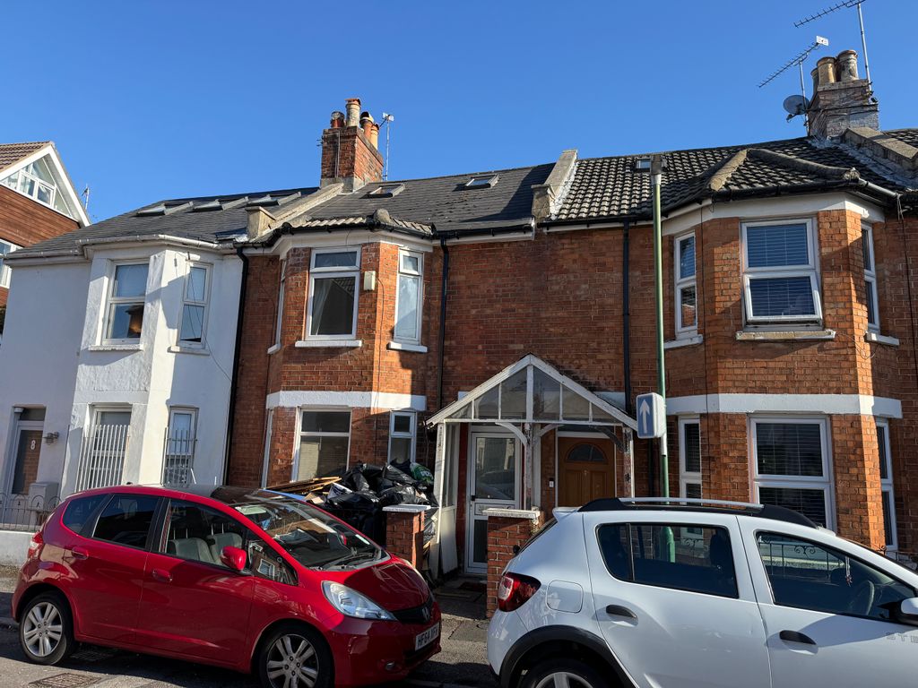 Property photo 1 of 8 Img_4454