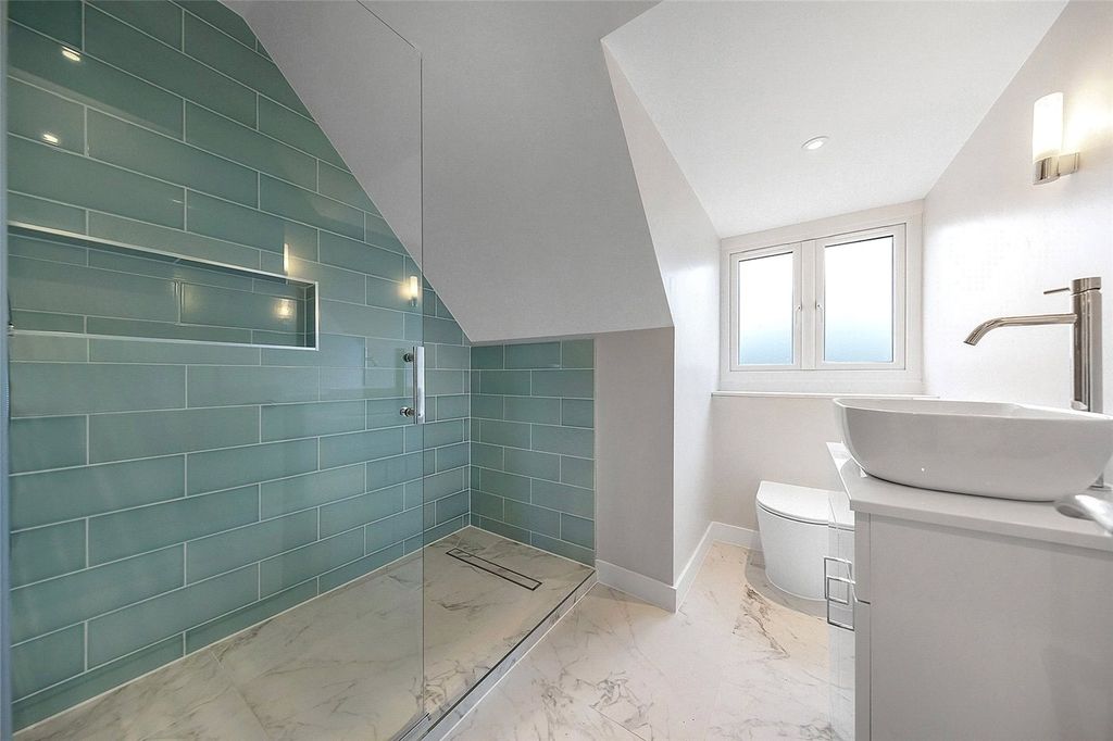 Property photo 3 of 5 Picture No. 08