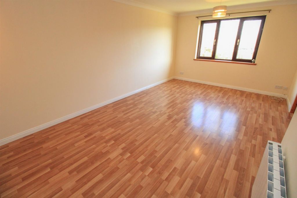 Additional image 5 of 2 bed flat for sale10 Holm Dell Court, Inverness IV2