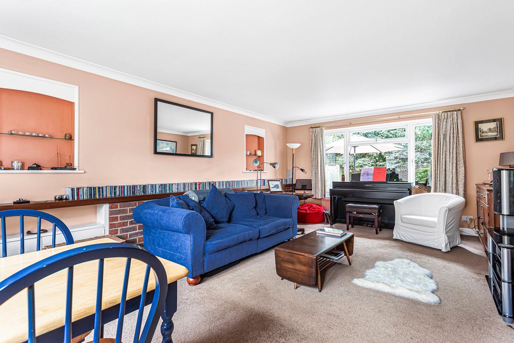 Property photo 2 of 16 Reception Room