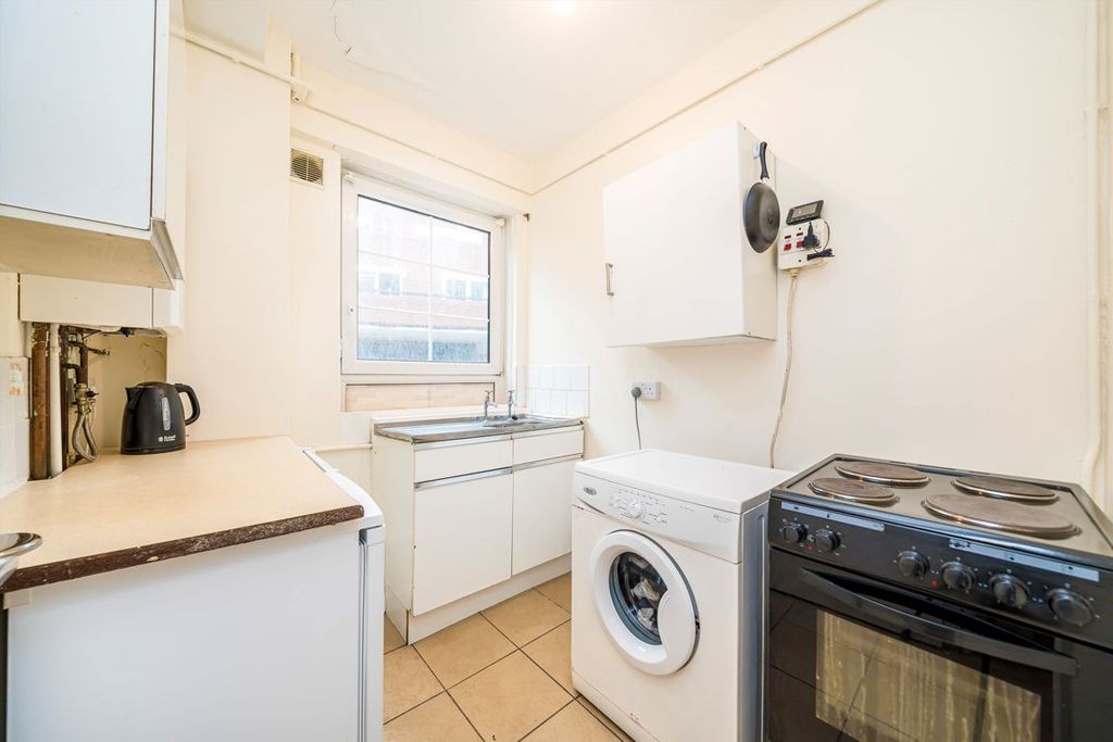 Property photo 3 of 3