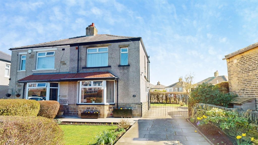 Property photo 1 of 16 External