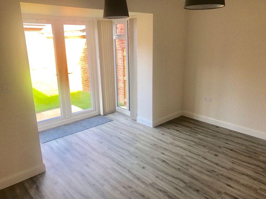 Property photo 3 of 52