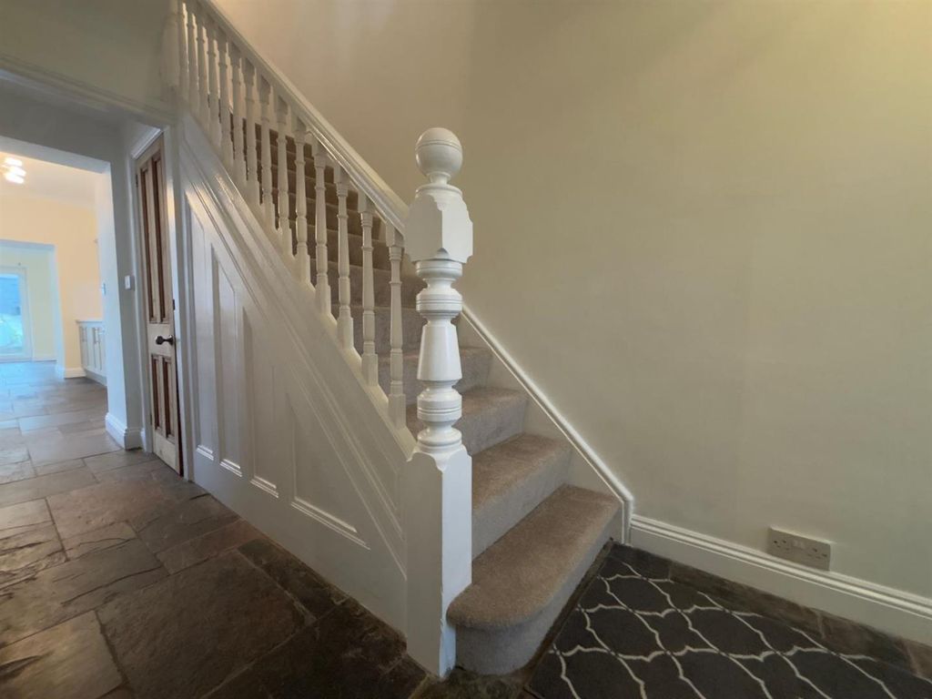 Property photo 2 of 25 Img-20251003-Wa0037.Jpg