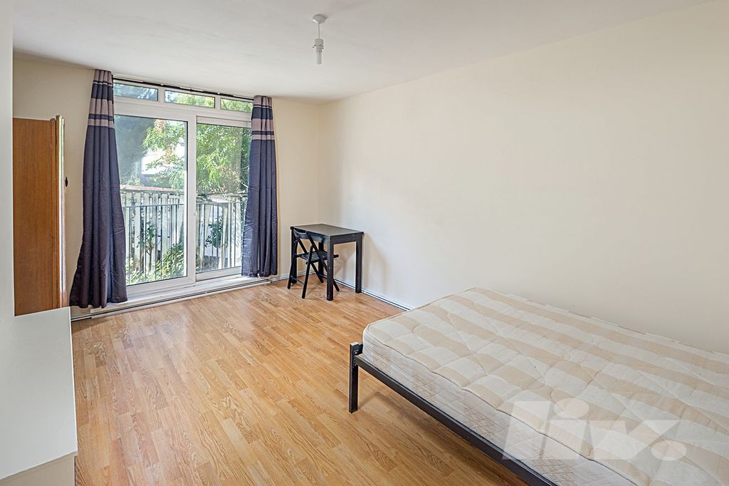 Property photo 2 of 15 Photo 2