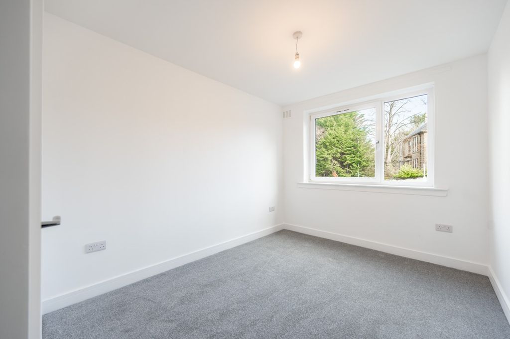Additional image 5 of 2 bed flat to rentWoodhouse Court, Busby, Glasgow G76