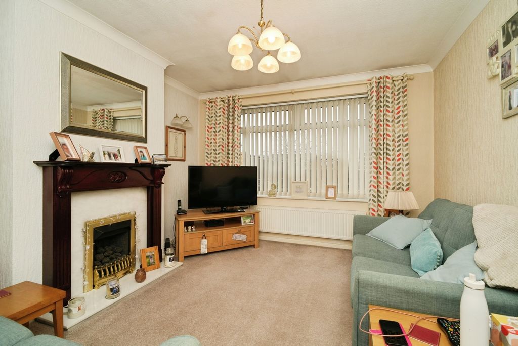 Property photo 2 of 10 Pbox-Img.Jpg