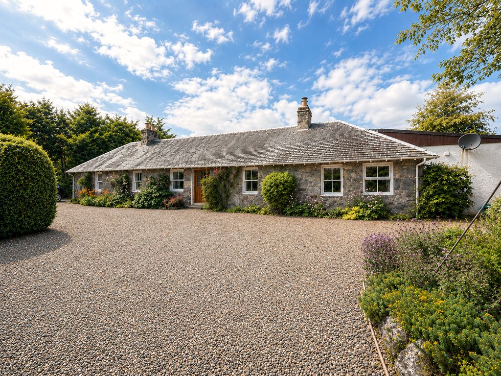 Property photo 1 of 71