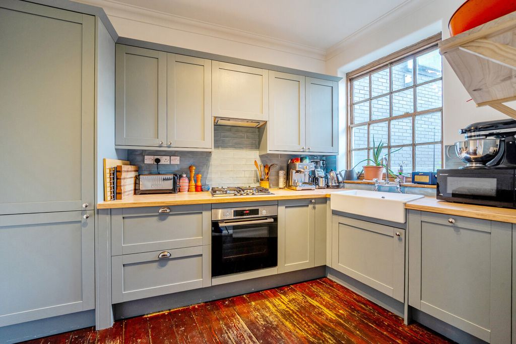 Property photo 2 of 19 22-6A707B96A1B1B-...