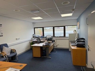 Property photo 2 of 9 Photo 6