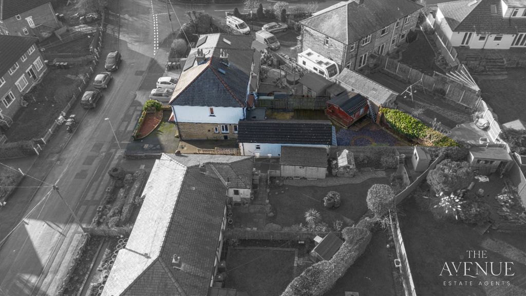 Property photo 2 of 45 4612476