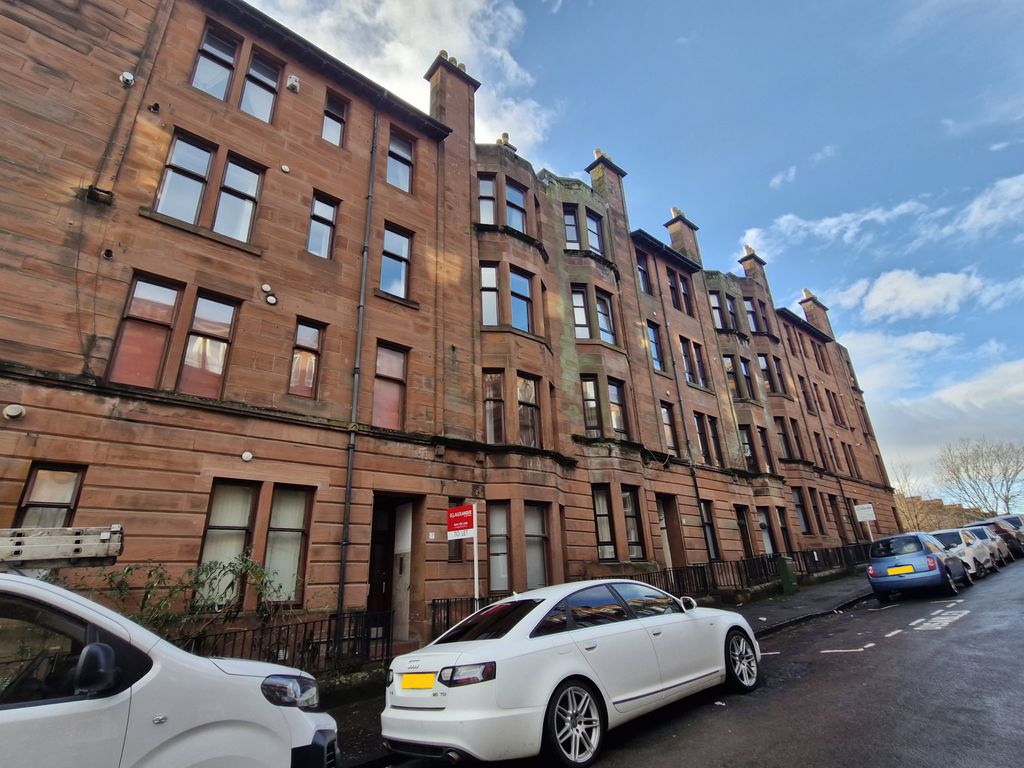 Property photo 1 of 6 External