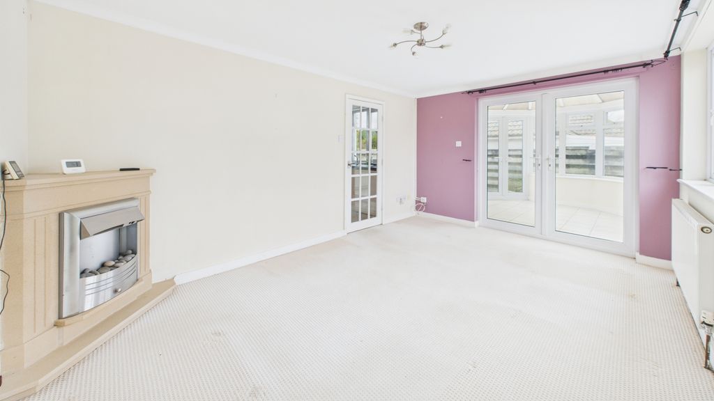 Property photo 2 of 13 Gallery