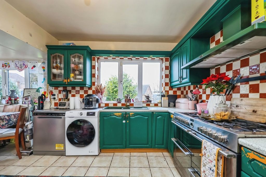 Property photo 3 of 15 Pbox-Img.Jpg